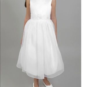 Girls fancy white dress size 8 Us Angels brand
